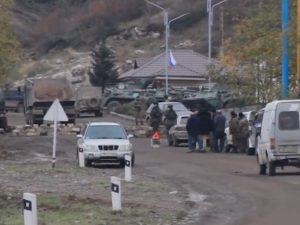 Sülhməramlılar Xankəndidən Şuşaya gedən yolda Video – FOTO