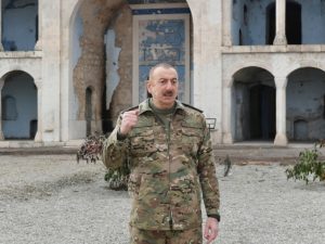 Ali Baş Komandan: “Bizim əsgər və zabitlərimiz aslan kimi vuruşdular”.