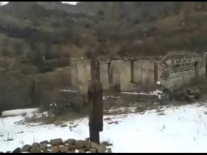 Dilqəm Əsgərovun Kəlbəcər rayonunda bir zamanlar yaşadığı evin görüntüləri yayıldı – VİDEO