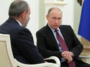 image-russia-president-putin-meets-with-armenia-pm-pashinyan