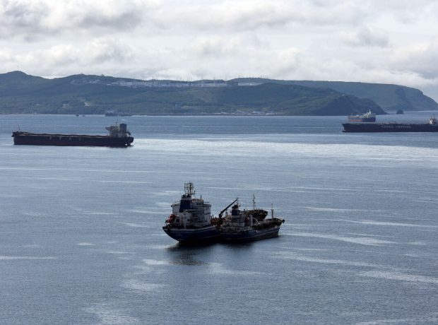 image-2022-10-20t215204z_2053866521_rc2nqu9cunu2_rtrmadp_3_ukraine-crisis-oil-pricecap-pic_32ratio_1200x800-1200x800-7734