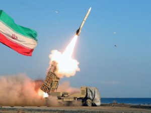 image-iranian-army-holds-military-drill-in-gulf-of-oman