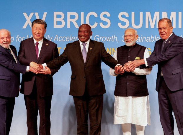 image-2023-08-25t143750z_1860588495_rc21v2a0coe1_rtrmadp_3_brics-summit-expansion-investment-pic_32ratio_900x600-900x600-90099