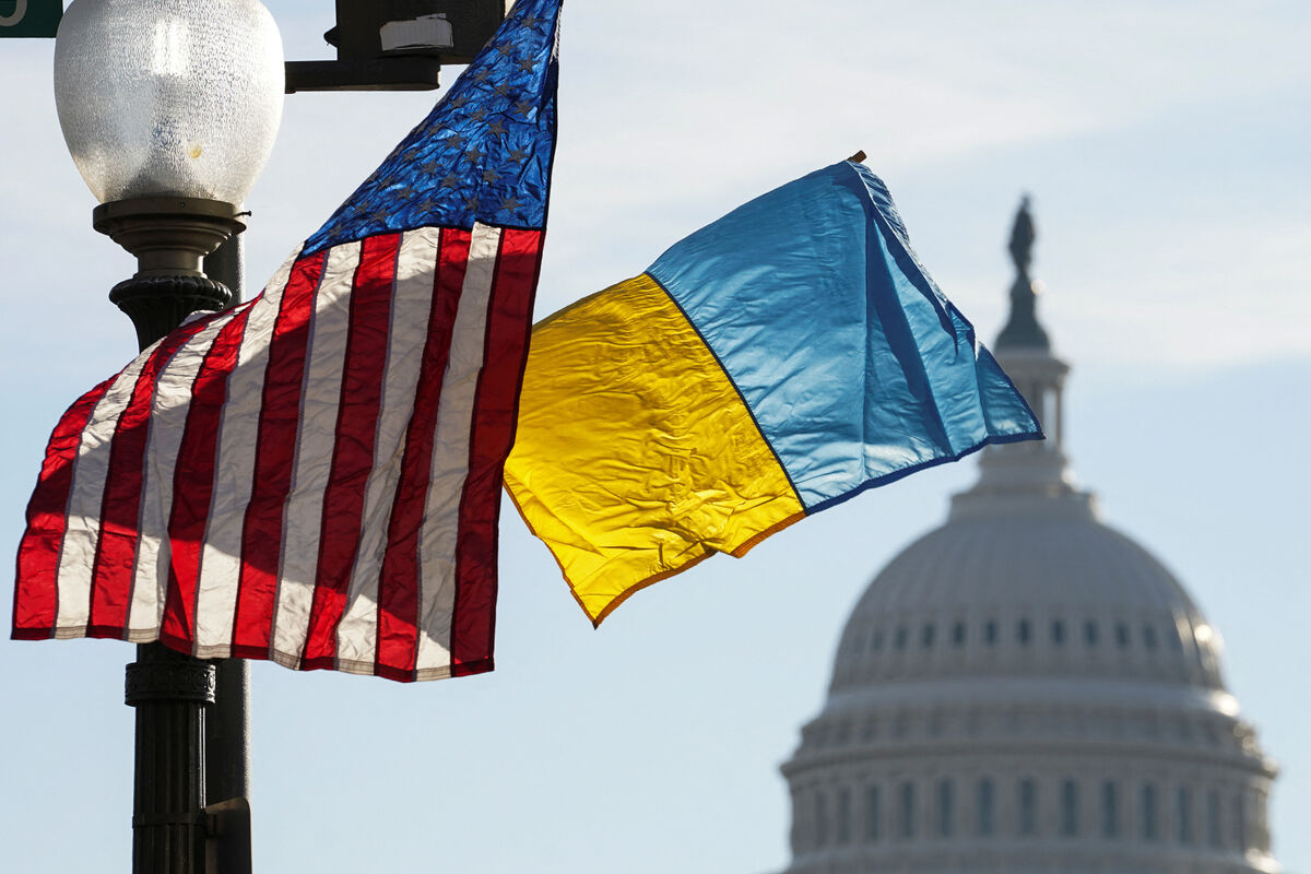 ABŞ bildirib ki, Ukrayna yardımın dayandırılmasına görə itirmir
