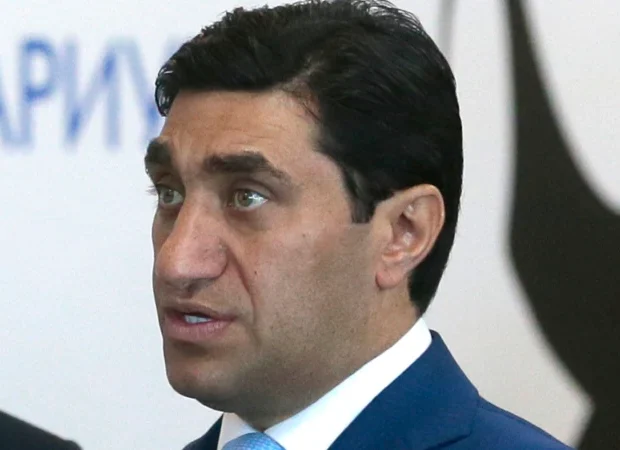 image-britaniyanin-rusiyaya-yeni-sanksiyalarina-qod-nisanov-da-salinib