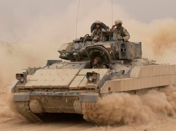 image-m2a3-bradley07-pic_32ratio_900x600-900x600-19601