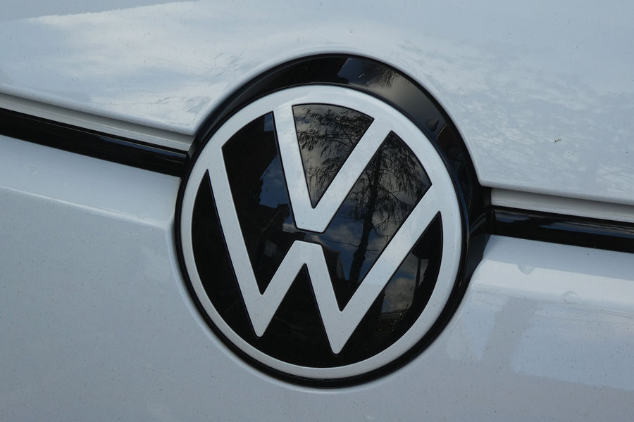 Volkswagenin loqosu Avstraliyada kenquruları qorxutmağa başlayıb