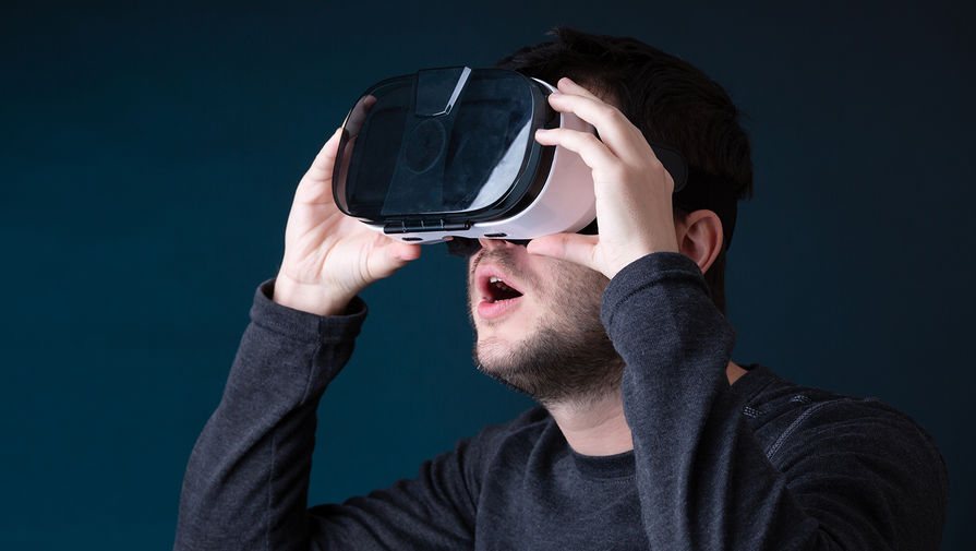Xakerlər “Inception” filminin üslubunda VR qulaqlıqlarını sakitcə sındırmağı öyrəniblər.