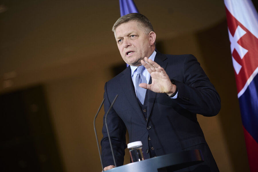 Slovakiyanın baş naziri Ukraynanın NATO-ya qəbulu ilə bağlı kəskin danışıb