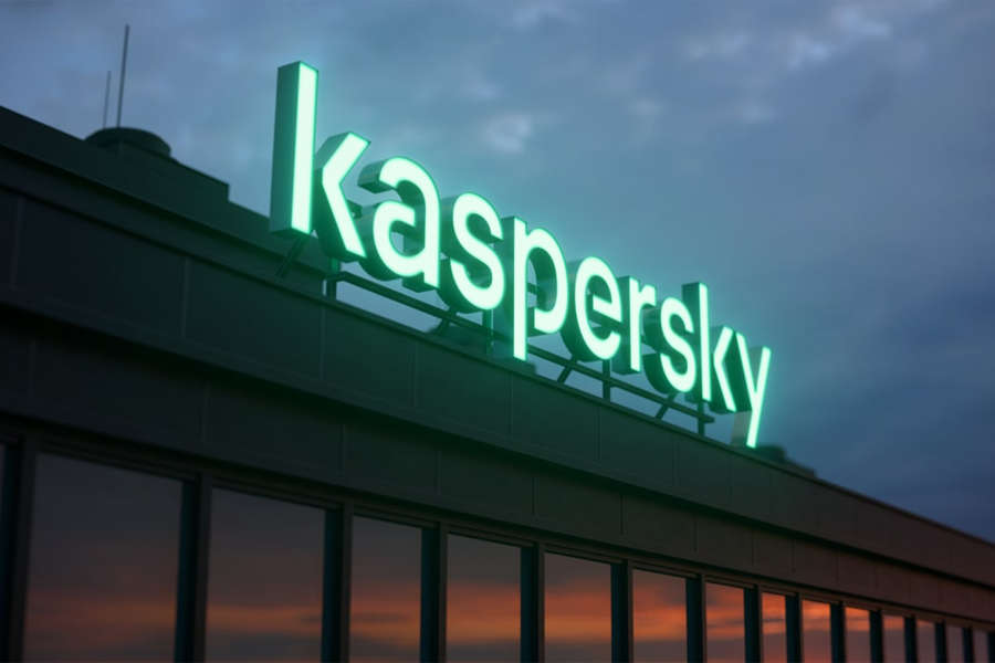 Kaspersky öz əməliyyat sistemi ilə smartfon təqdim etdi