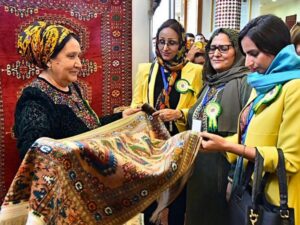 image-media-turkmen-xalcasi-1-6fbpmt