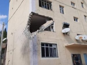 Tərtərdə daha bir yaşayış binası yararsız hala düşdü – Fotolar