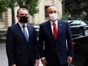 Ceyhun Bayramov və Çavuşoğlu Qarabağdakı son vəziyyəti müzakirə etdi