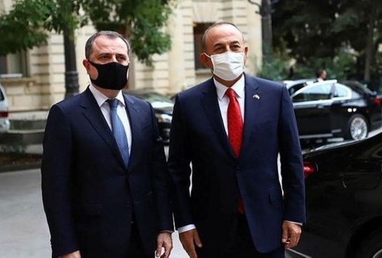Ceyhun Bayramov və Çavuşoğlu Qarabağdakı son vəziyyəti müzakirə etdi