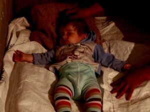 “BBC”nin əməkdaşı Tərtərdəki 6 aylıq Farizdən yazdı – Fotolar
