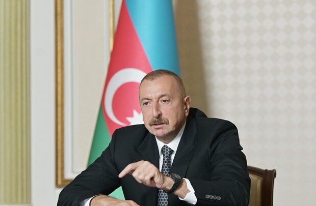 İlham Əliyev Paşinyana: “Kimin dabanlarını yalayırsansa yala, heç kim bizə təsir edə bilməz”