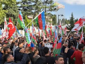 Gürcüstan azərbaycanlıları Azərbaycana dəstək aksiyası keçirdi – FOTO