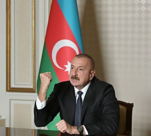 Prezident: “Düşmənin başını yaran yumruğumuz bizim birliyimizdir, məqsədyönlü fəaliyyətdir”