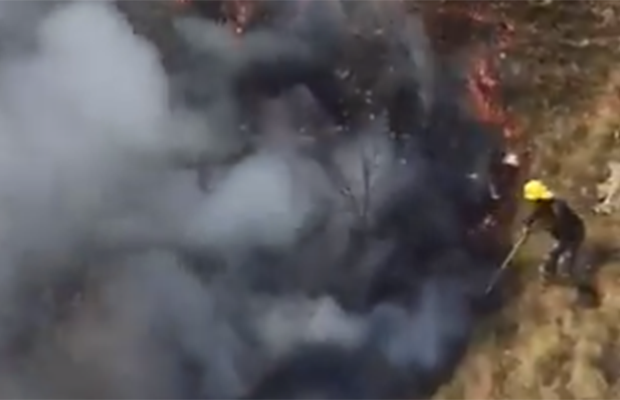Ermənilər Daşkəsəni atəşə tutdu: Meşədə yanğın başladı – VİDEO