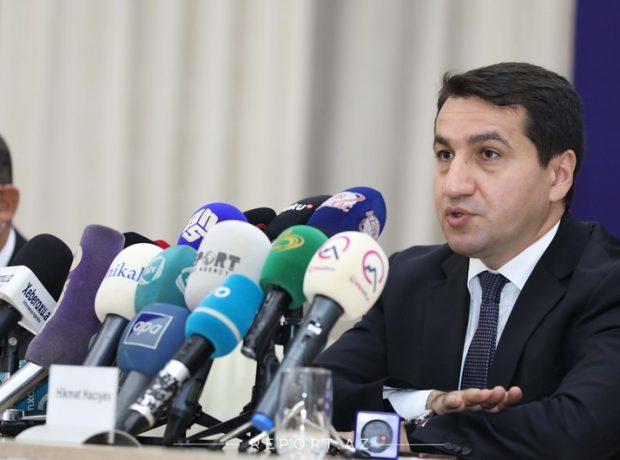 Hikmət Hacıyev: “Ermənistan yeni hərbi cinayətlər üçün zəmin yaradır”