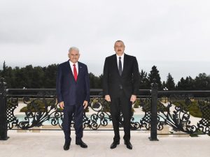 İlham Əliyev Türkiyənin keçmiş Baş naziri Binəli Yıldırımı qəbul edib
