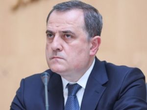 Tvitter Ceyhun Bayramovun hesabını blokladı