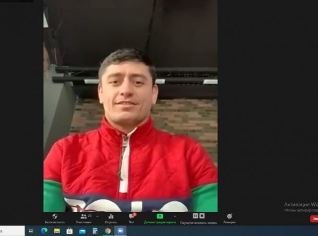 MOK idmançılara psixoloji dəstək, İKT və ingilis dili təlimlərinə start verdi – FOTO