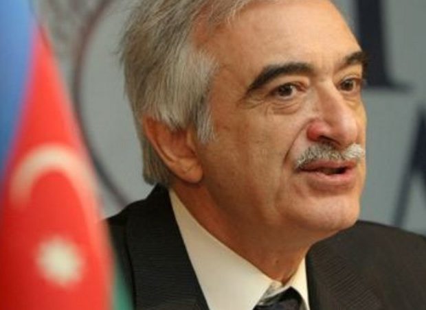 Polad Bülbüloğlu  Erməni  vandallığına  göz  yumur.