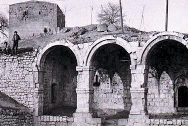 Ermənilərin dağıtdığı 3 əsrlik abidəmiz – Qarğabazar məscidi