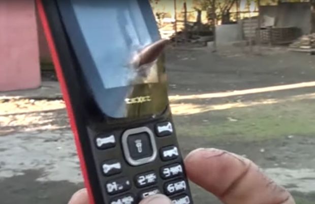 Həyatını mobil telefon qutaran əsgərin ailəsi danışdı – VİDEO