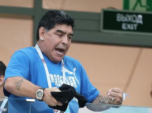 Maradona xəstəxanaya yerləşdirildi