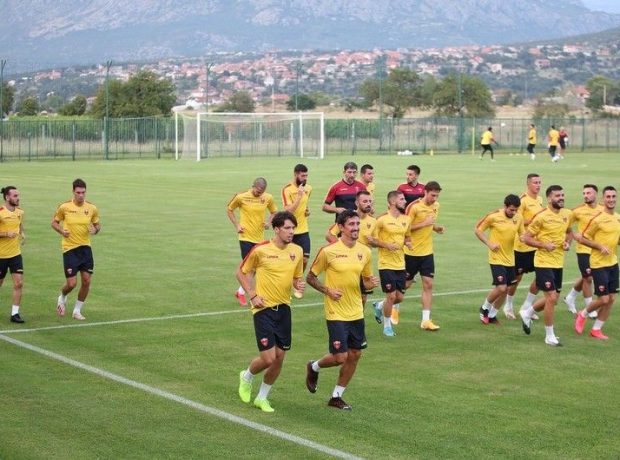 Azərbaycanla oyun öncəsi Monteneqro millisində koronavirus aşkarlandı