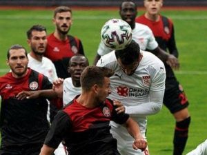 “Qarabağ”ın rəqibindən heç-heçə