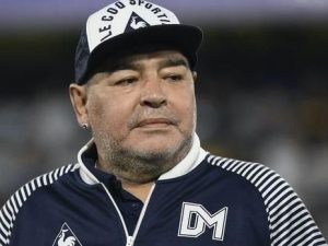 Maradona dünyasını dəyişdi.