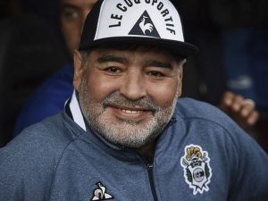 Argentina prezidenti Maradona ilə vida mərasimində iştirak edib