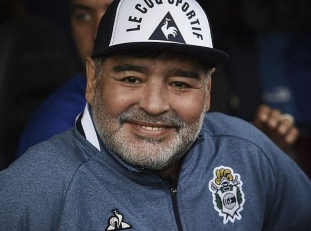 Argentina prezidenti Maradona ilə vida mərasimində iştirak edib