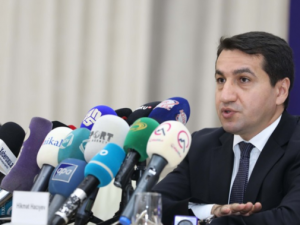 Hikmət Hacıyev: “Gündəlik yoluxma hallarının artması ciddi narahatlıq yaradır”