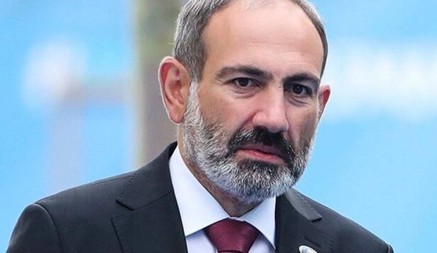 Qalstyan: “Paşinyan alçaldılmış erməni dövlətçiliyinin rəmzidir”