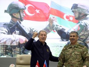 Hulusi Akar sevincini Zakir Həsənoçkvla belə bölüşdü – Fotolar