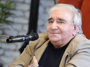 Ramiz Rövşəndən şəhid ailəsinə ev bağışlaması xəbərinə – Reaksiya