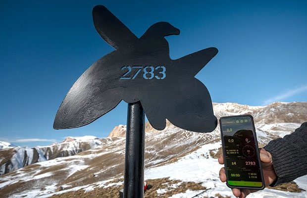 2783 metr hündürlükdə şəhidlərin şərəfinə lövhə – Fotolar