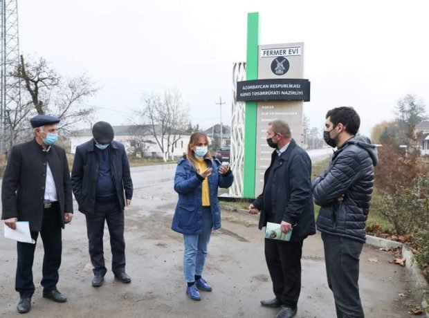 Aqrar Kredit və İnkişaf Agentliyi fermlerə müraciyyət etdi FOTO