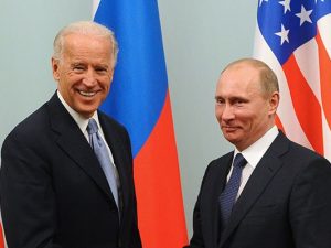 Putin Baydeni təbrik etdi