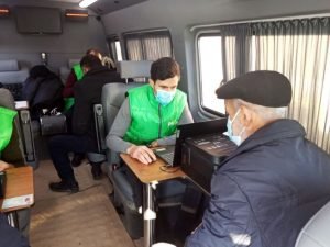 Kürdəmirin rayon mərkəzindən uzaqda yerləşən kəndlərində fermerlər üçün səyyar aqrar xidmətlər təşkil olunub FOTO