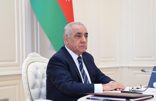 Baş nazir QƏRAR İMZALADI