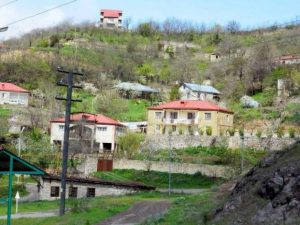 Bu gün iyirmi iki ailə Laçına yola salınıb