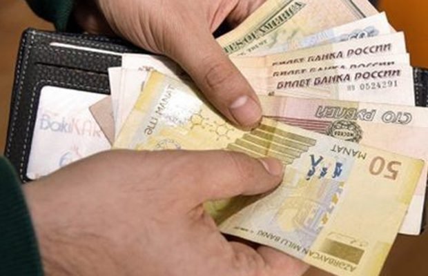 Lirə 0.2246, rubl 0.0229 manatdır