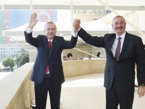 Əkbər Qoşalı:”Zəfərin mübarək olsun, Azərbaycan”