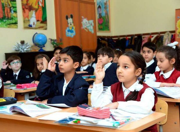 Təhsillə bağlı VACİB QƏRAR: Bu tarixdən dayandırılır – RƏSMİ