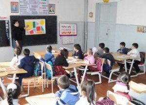 Ənənəvi təhsilin bərpası xəbərlərinə rəsmi reaksiya